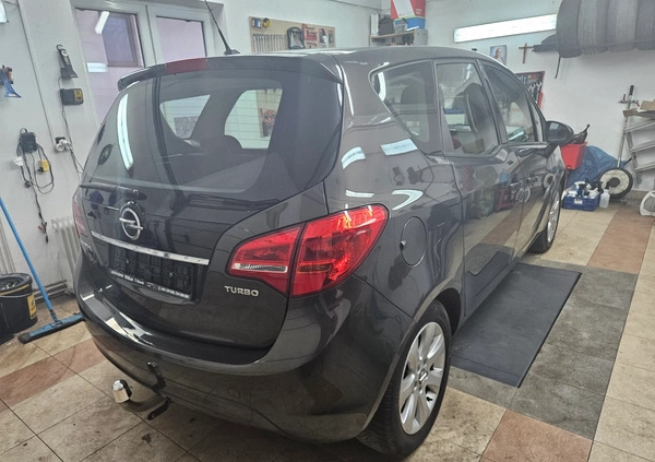 Opel Meriva cena 26800 przebieg: 120000, rok produkcji 2013 z Brzozów małe 352